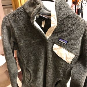 Patagonia fleece size medium